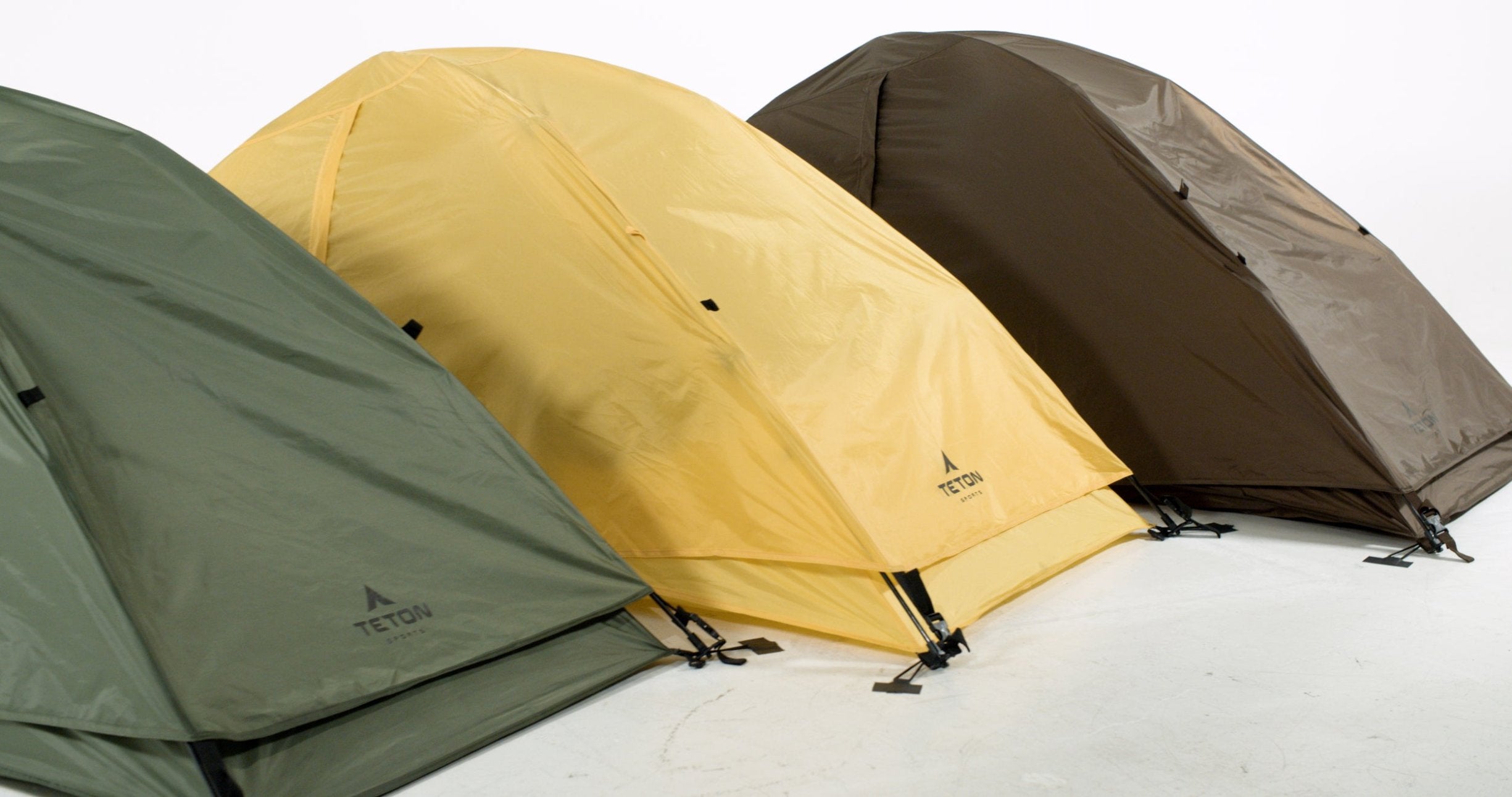 Combo 4 - Casa de Campaña "Vista 2" y Catres "Universal XL"