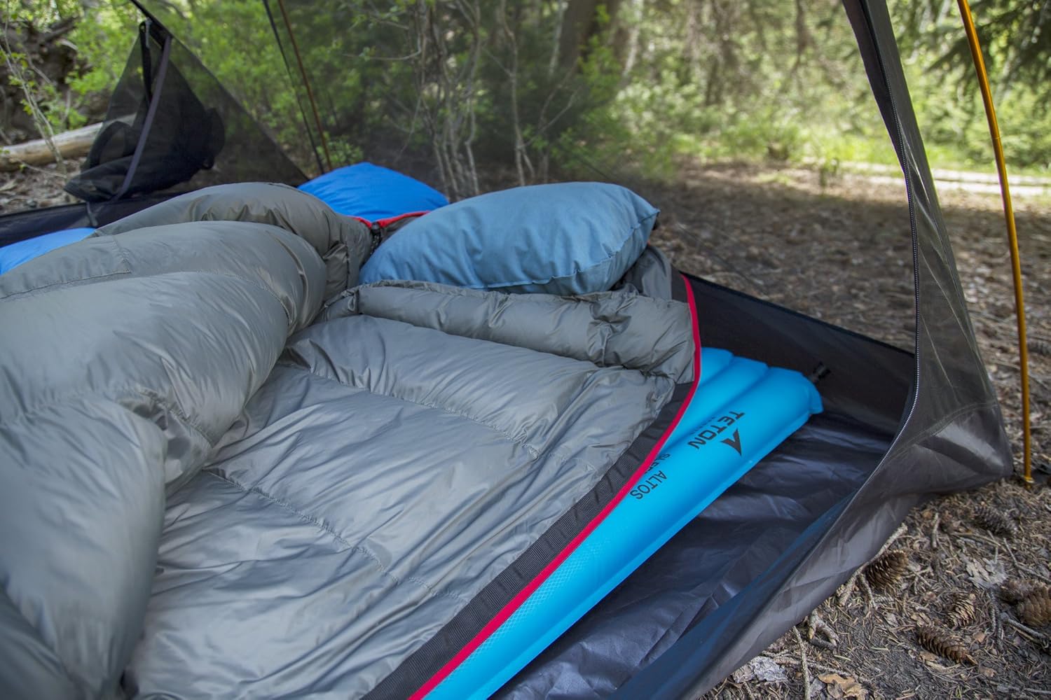 Bajo Sleeping Pad Individual Inflable Para Camping ALTOS TETON