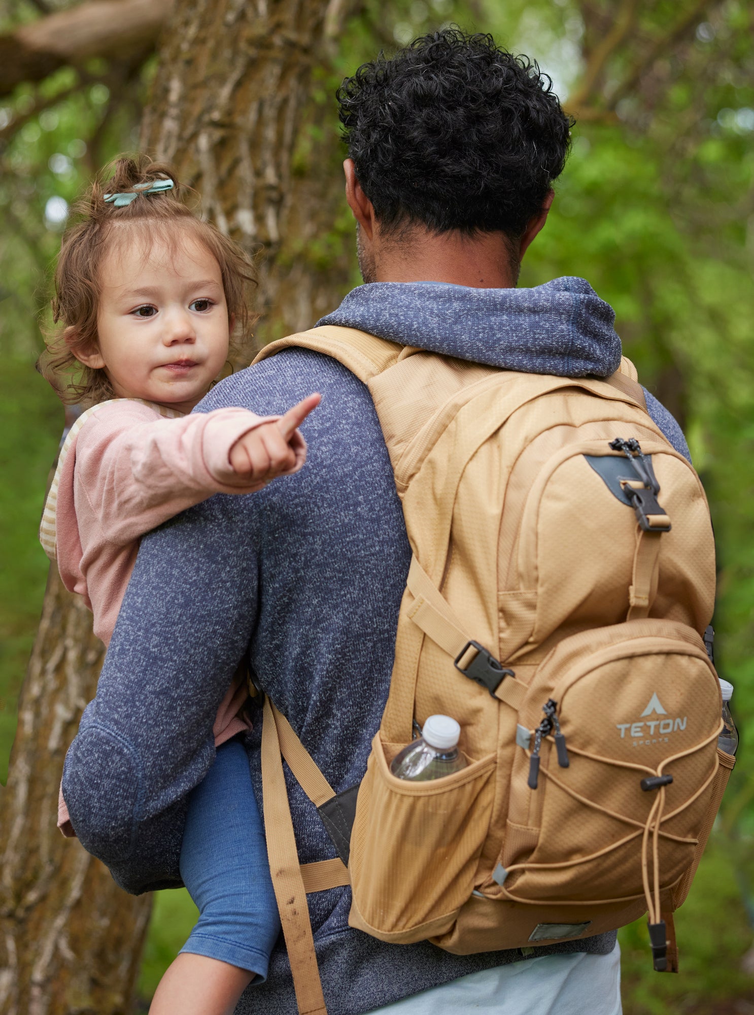 Mochila de Ataque Oasis 22L con Bolsa de Agua de 3L TETON