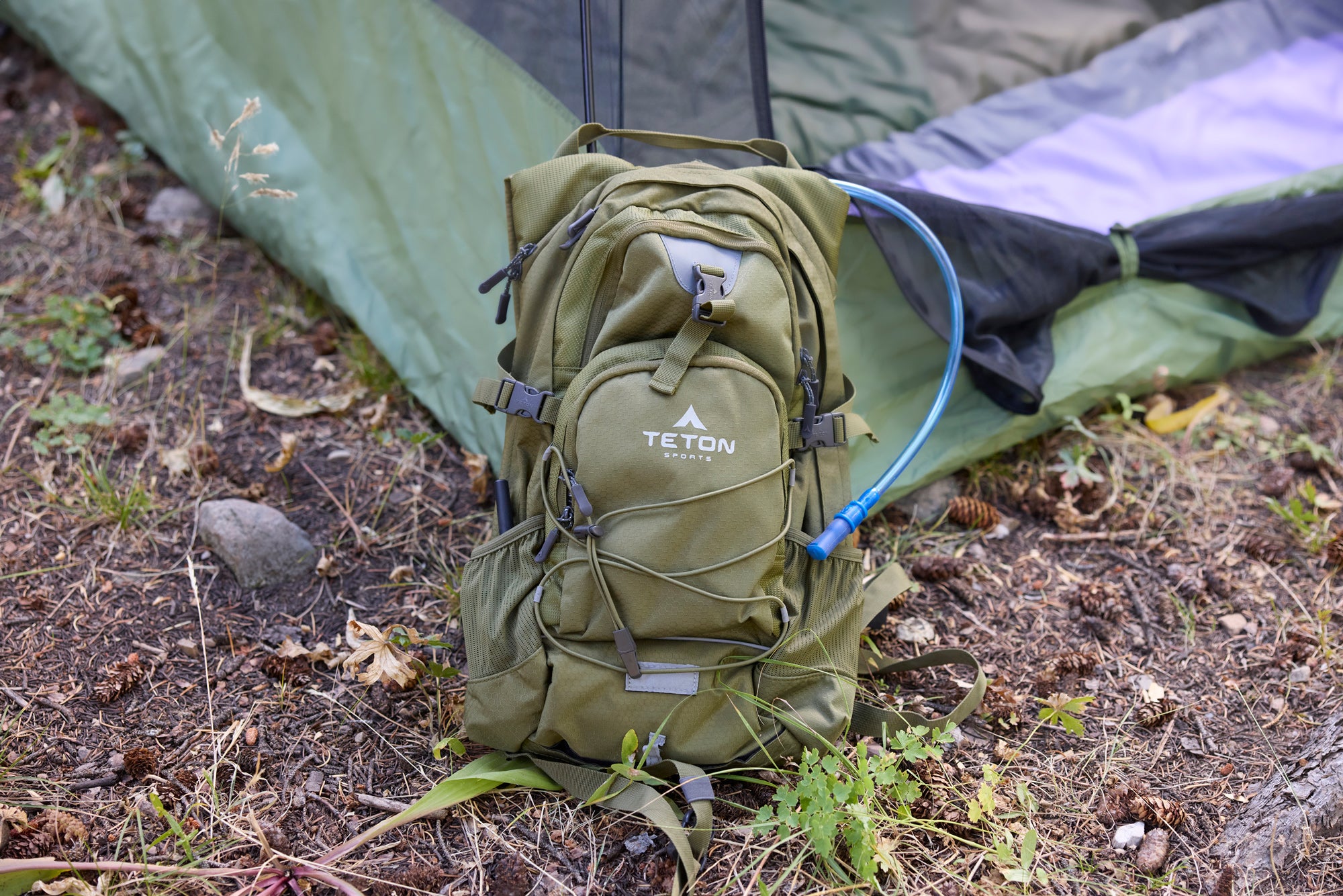 Mochila de Ataque Oasis 18L con Bolsa de Agua de 2L TETON