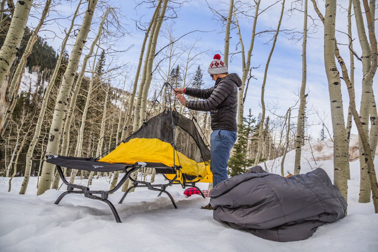 Combo "Lone Wolf" con Casa de Campaña "Vista 1" y Catre y Pad "Outfitter XXL" TETON